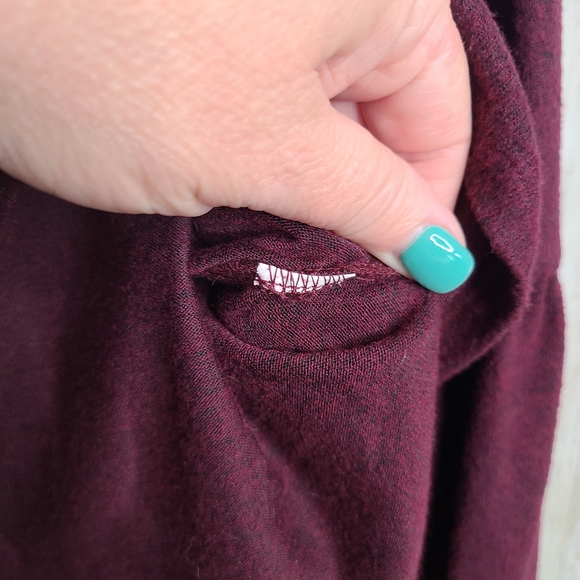 Lucky Brand Burgundy Super Soft Sweater Blouse Bell Sleeves Size Small - Picture 5 of 9